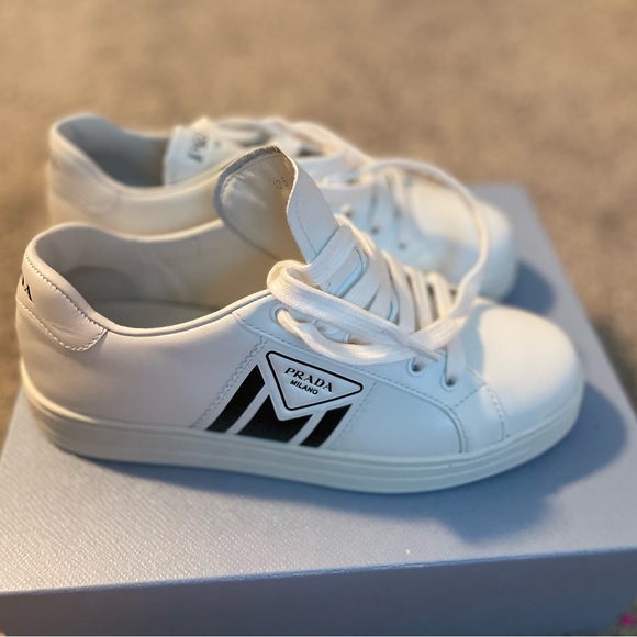 COPY - Prada sneakers - Picture 2 of 4